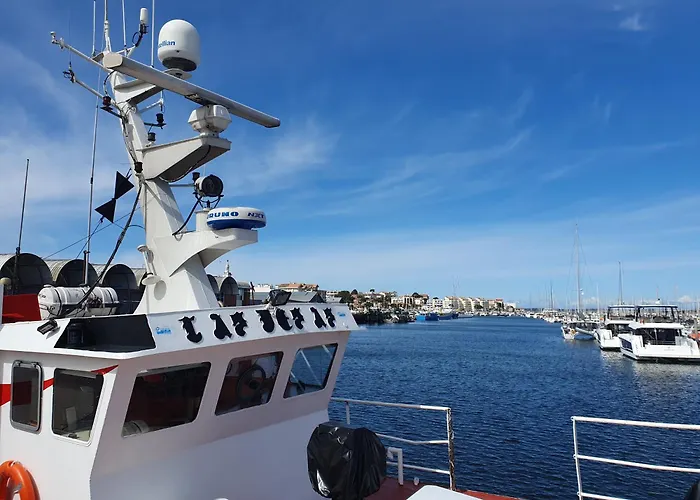 Lejlighed Le B - A 200 M De La